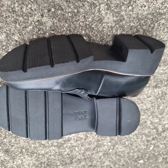 Naturalizer Women's Size 8 Black Leather Loafers - Picture 6 of 8